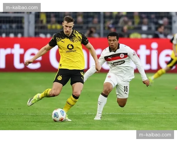 圣保利2-1不莱梅，藤田让瑠奇马贴地斩