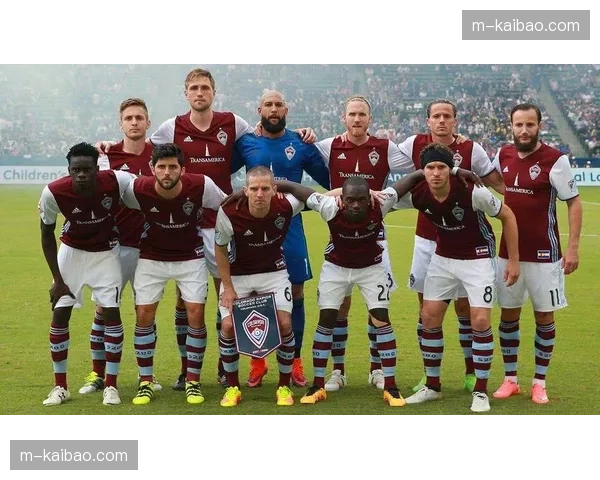 德甲：斯图加特3-1击败莱比锡，锁定下赛季欧冠资格